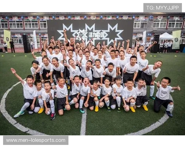 鲁尔：从天才少年到足坛巨星的荣耀之路与挑战